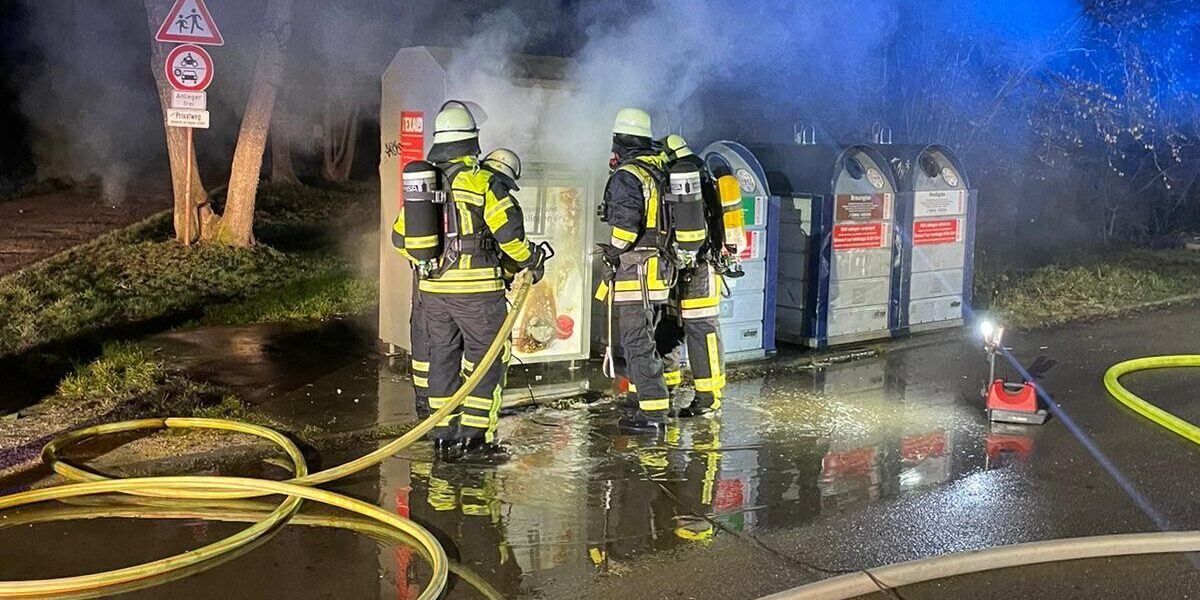 Einsatz_001_Brennder Altkleider_05